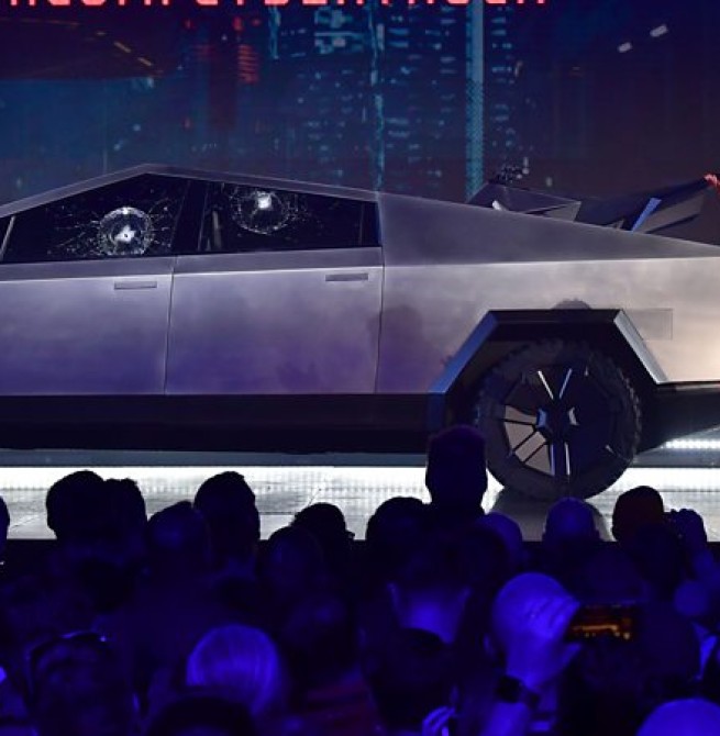 Will Tesla's cybertruck recover from its shattering start?